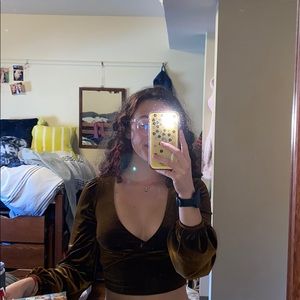 cropped velvet longsleeve